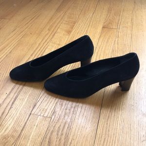 Robert Clergerie Suede Pumps